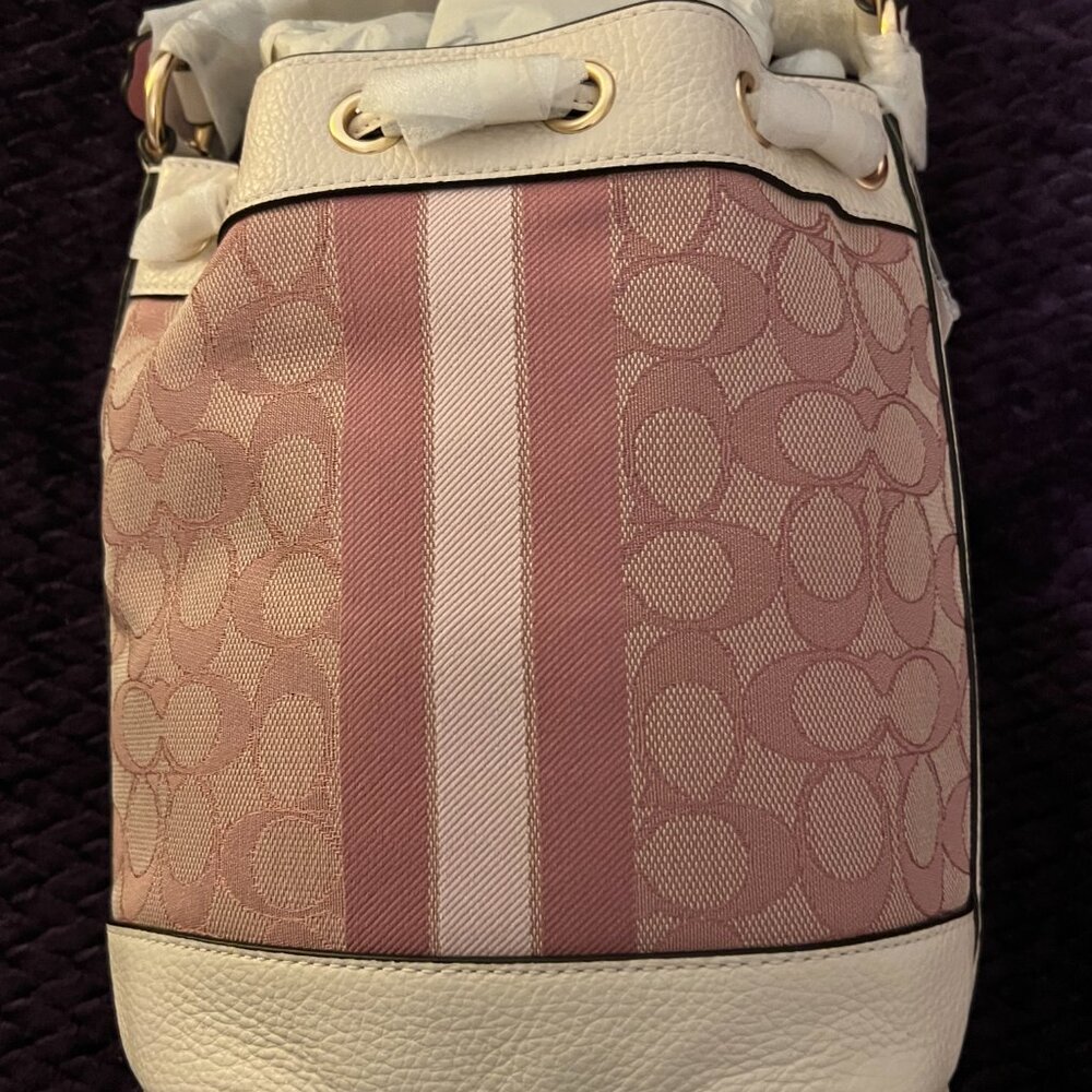 NWT---RARE Coach Dempsey 19 (C7964) Bucket Bag, Wristlet w/Charms & Wallet - Picture 2 of 13